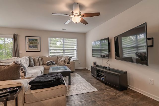 304 Oakmont Valley Trail, Seneca, SC 29678