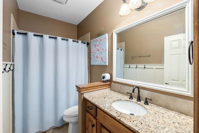 1748 S Cascade Pt, Andover, KS 67002