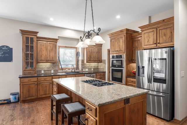 1748 S Cascade Pt, Andover, KS 67002