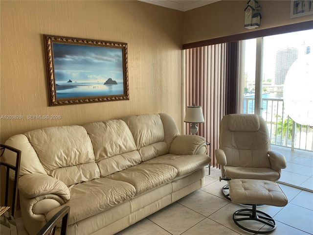 1965 S Ocean Dr 8H, Hallandale Beach, FL 33009