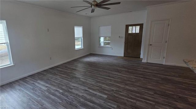 9975 Line Fence RD, Hayes, VA 23072