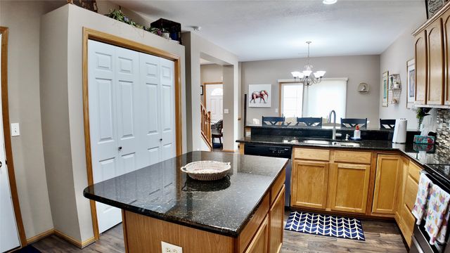 277 S 79th Street 501, West Des Moines, IA 50266