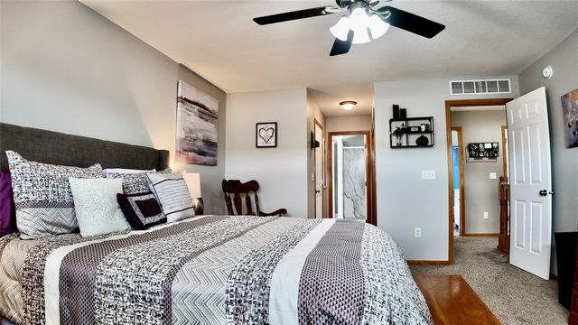 277 S 79th Street 501, West Des Moines, IA 50266