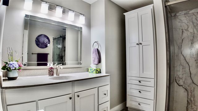 277 S 79th Street 501, West Des Moines, IA 50266