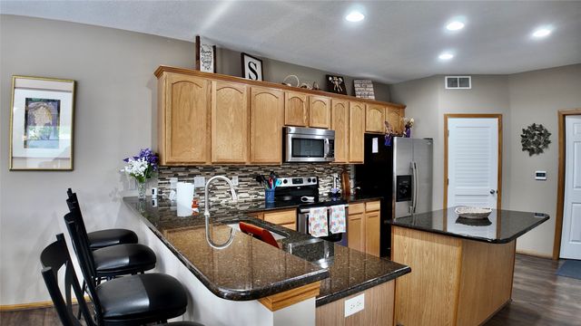 277 S 79th Street 501, West Des Moines, IA 50266