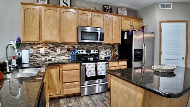 277 S 79th Street 501, West Des Moines, IA 50266
