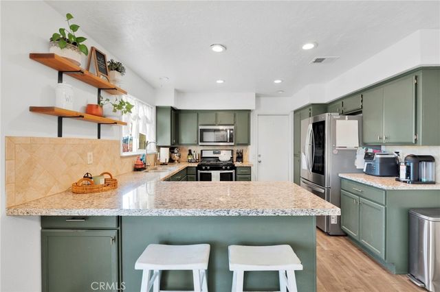 21110 Multnomah, Apple Valley, CA 92308
