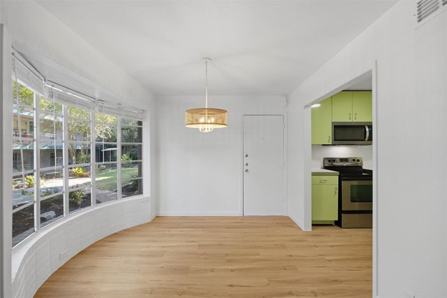 300 Crockett ST 119, Austin, TX 78704