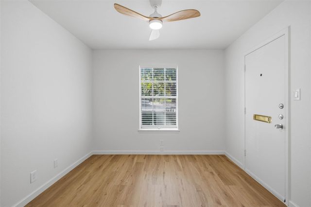 300 Crockett ST 119, Austin, TX 78704