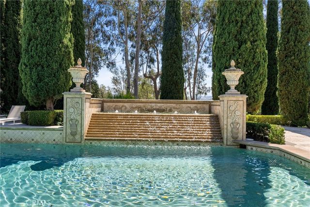 26501 Silver Saddle Lane, Laguna Hills, CA 92653