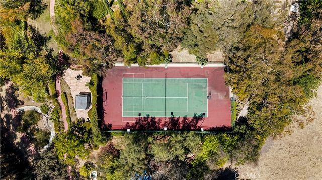 26501 Silver Saddle Lane, Laguna Hills, CA 92653