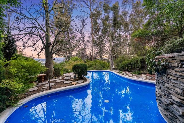 26501 Silver Saddle Lane, Laguna Hills, CA 92653