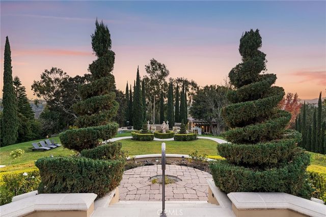 26501 Silver Saddle Lane, Laguna Hills, CA 92653