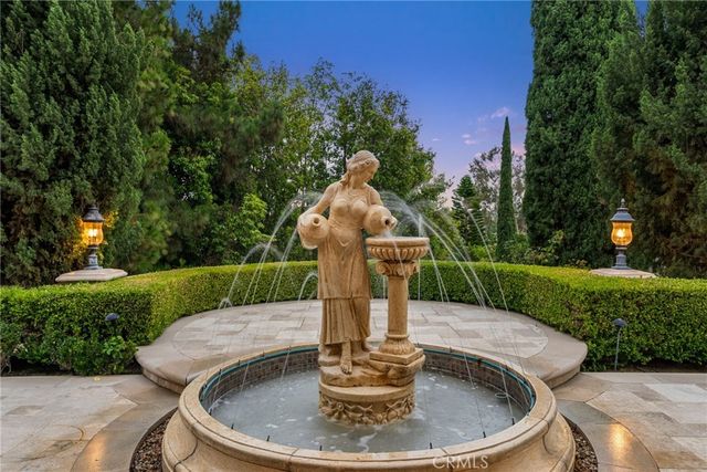 26501 Silver Saddle Lane, Laguna Hills, CA 92653