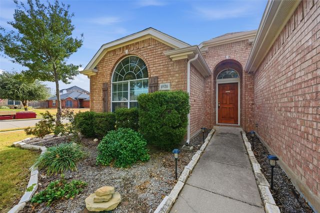 1020 Hay Stack Court, Little Elm, TX 75068