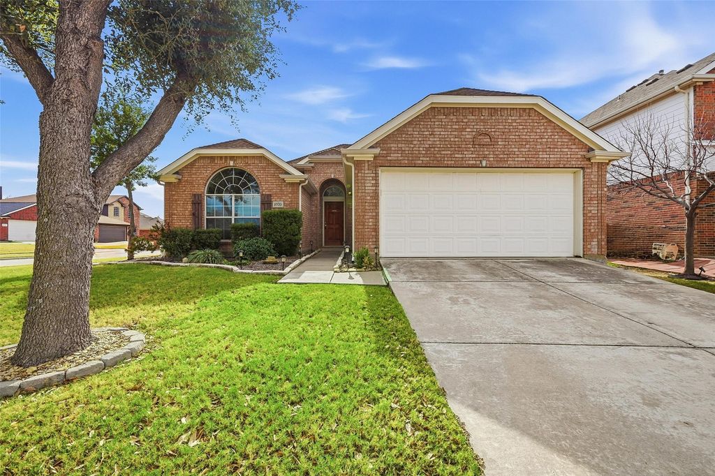 1020 Hay Stack Court, Little Elm, TX 75068