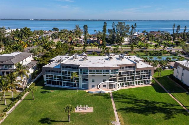 5231 GULF OF MEXICO DRIVE 104, Longboat Key, FL 34228