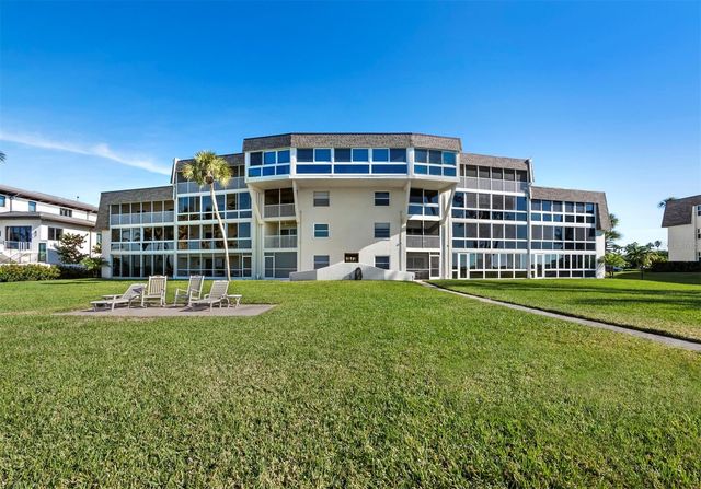 5231 GULF OF MEXICO DRIVE 104, Longboat Key, FL 34228
