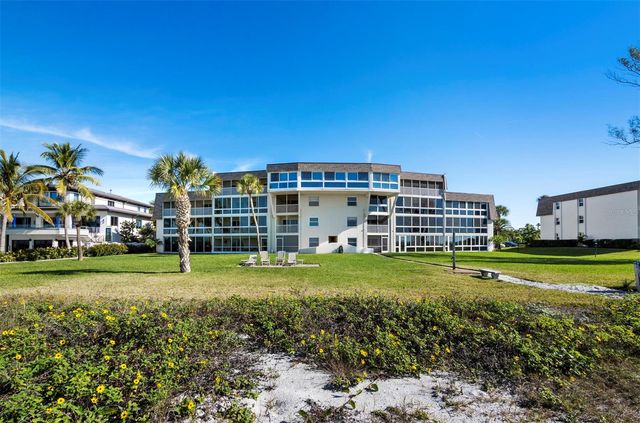 5231 GULF OF MEXICO DRIVE 104, Longboat Key, FL 34228