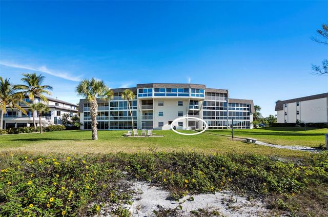 5231 GULF OF MEXICO DRIVE 104, Longboat Key, FL 34228