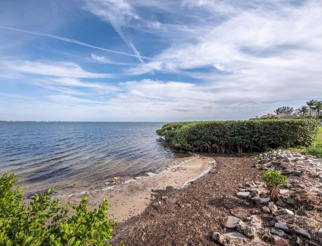 5231 GULF OF MEXICO DRIVE 104, Longboat Key, FL 34228
