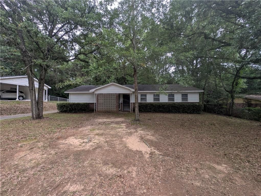 1450 Morlee Drive E, Mobile, AL 36618