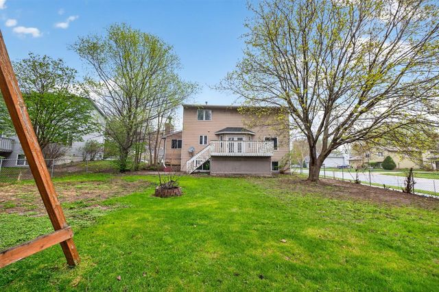 4406 Newcastle Lane NW, Rochester, MN 55901