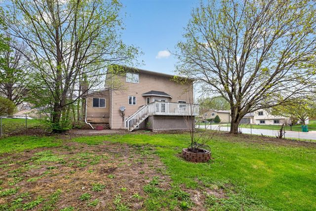 4406 Newcastle Lane NW, Rochester, MN 55901