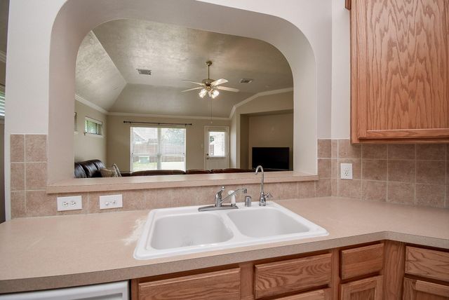 7915 Fall Hollow Drive, Houston, TX 77041