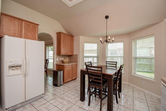 7915 Fall Hollow Drive, Houston, TX 77041