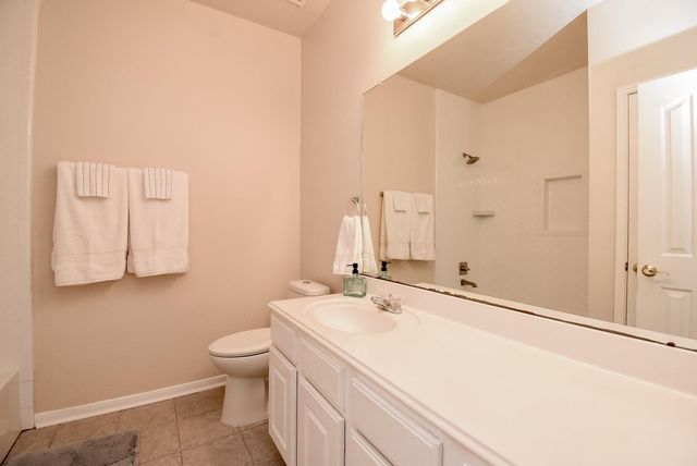 7915 Fall Hollow Drive, Houston, TX 77041