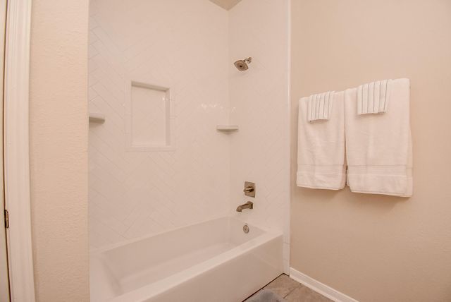 7915 Fall Hollow Drive, Houston, TX 77041