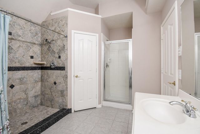 7915 Fall Hollow Drive, Houston, TX 77041