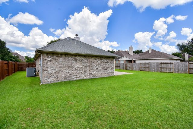 7915 Fall Hollow Drive, Houston, TX 77041