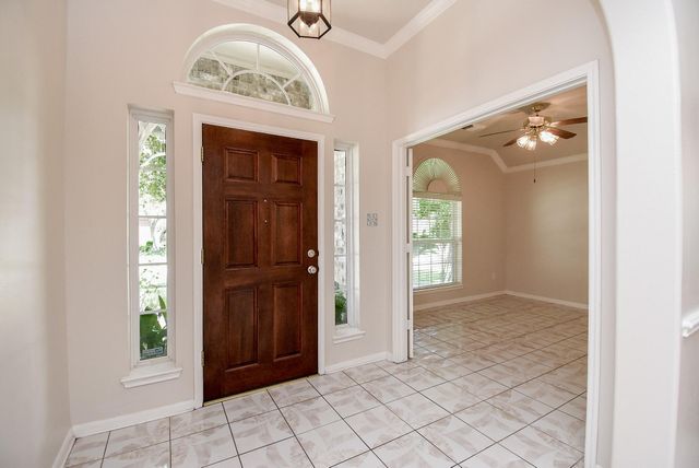 7915 Fall Hollow Drive, Houston, TX 77041