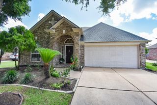 7915 Fall Hollow Drive, Houston, TX 77041