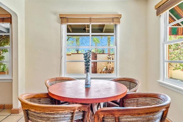 216 E Palo Verde Avenue, Palm Springs, CA 92264