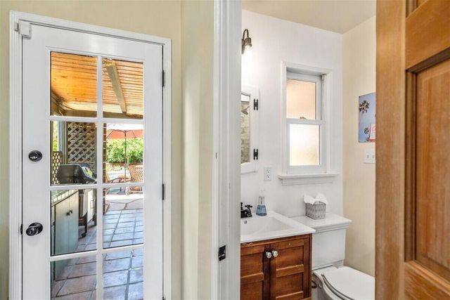 216 E Palo Verde Avenue, Palm Springs, CA 92264