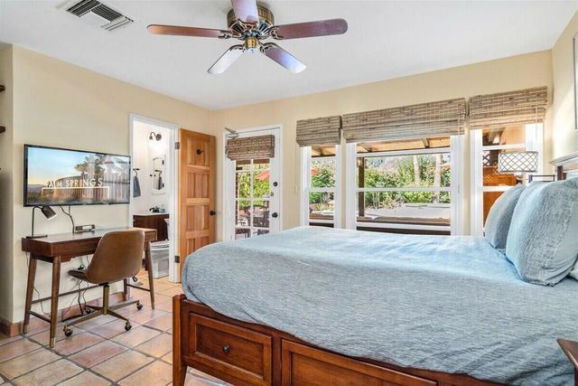 216 E Palo Verde Avenue, Palm Springs, CA 92264