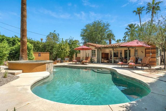 216 E Palo Verde Avenue, Palm Springs, CA 92264