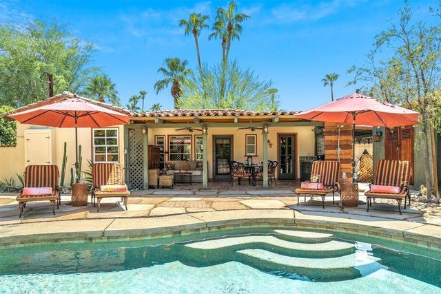216 E Palo Verde Avenue, Palm Springs, CA 92264