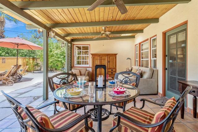 216 E Palo Verde Avenue, Palm Springs, CA 92264