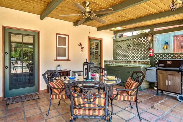 216 E Palo Verde Avenue, Palm Springs, CA 92264
