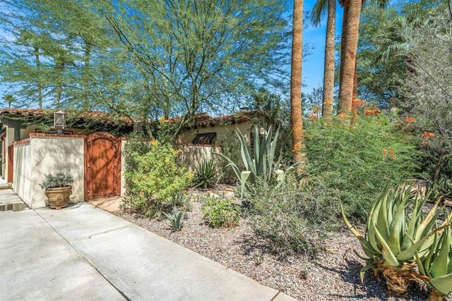 216 E Palo Verde Avenue, Palm Springs, CA 92264
