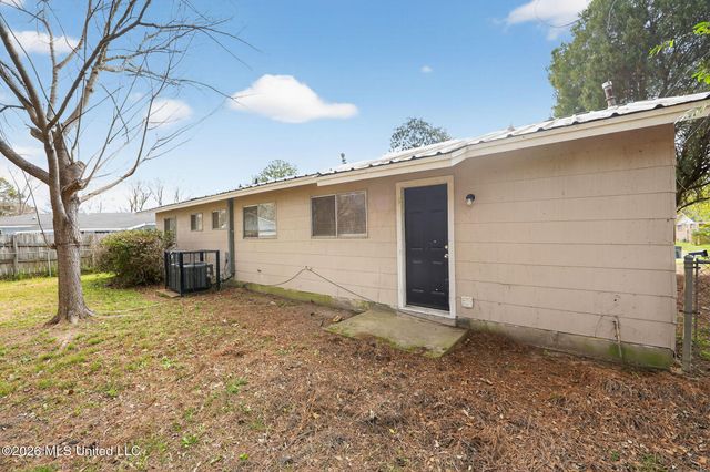 117 James Monroe Place, Jackson, MS 39213