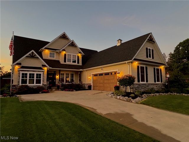 4428 Akins Road, North Royalton, OH 44133