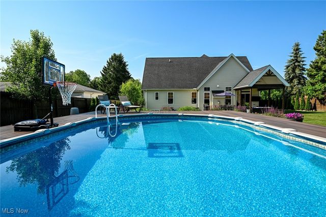 4428 Akins Road, North Royalton, OH 44133