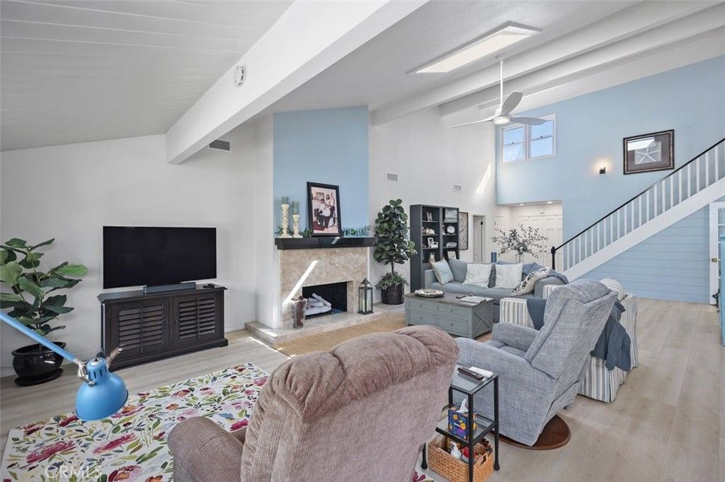 Image 10 of property listing at 3581 Aquarius, Huntington Beach, CA 92649