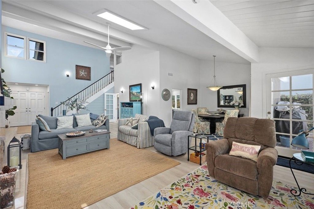 Image 12 of property listing at 3581 Aquarius, Huntington Beach, CA 92649