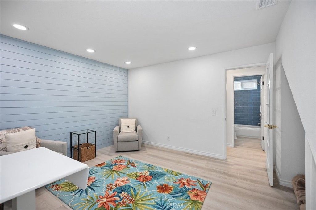 Image 24 of property listing at 3581 Aquarius, Huntington Beach, CA 92649